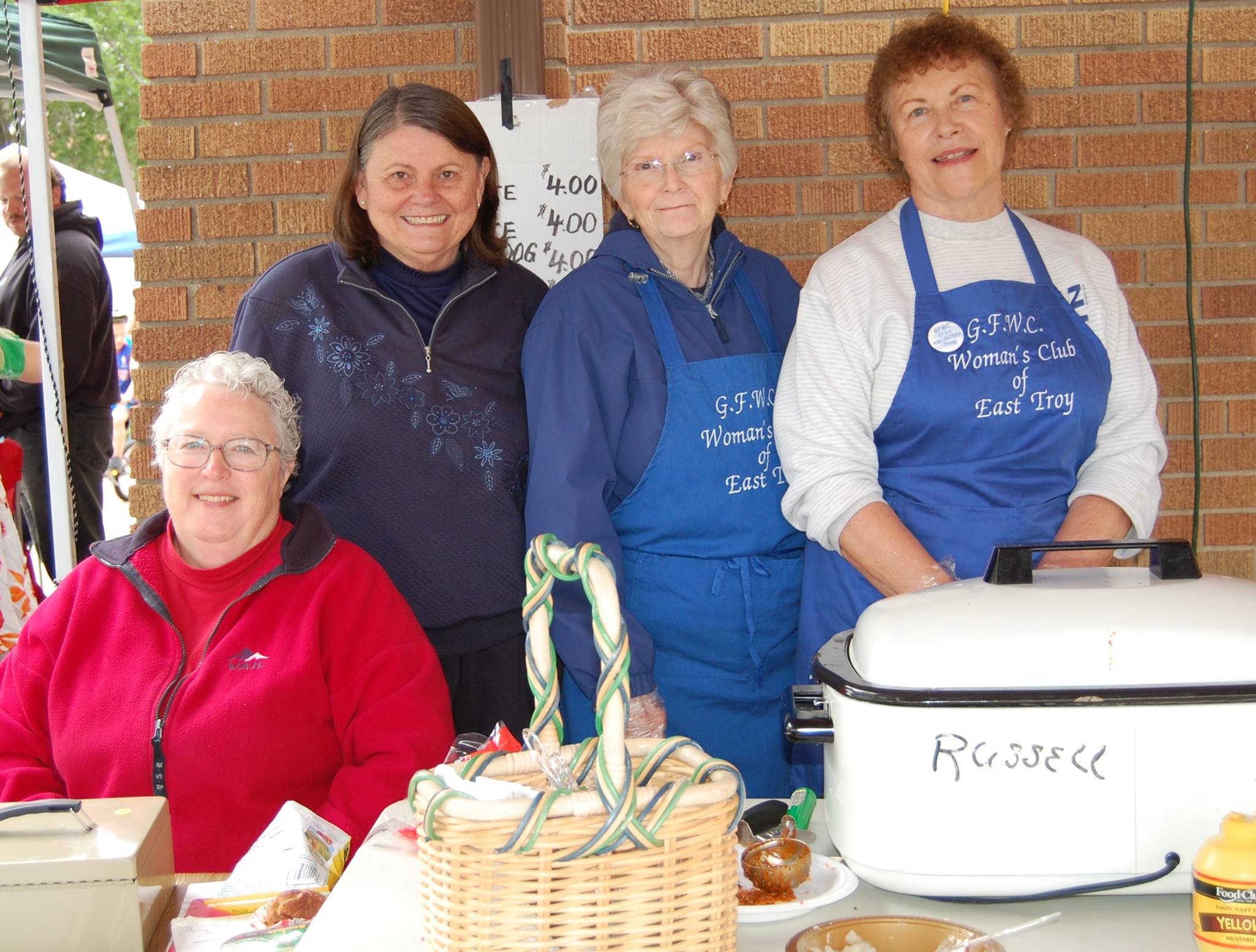 East Troy Woman's Club Arts & Craft Fair