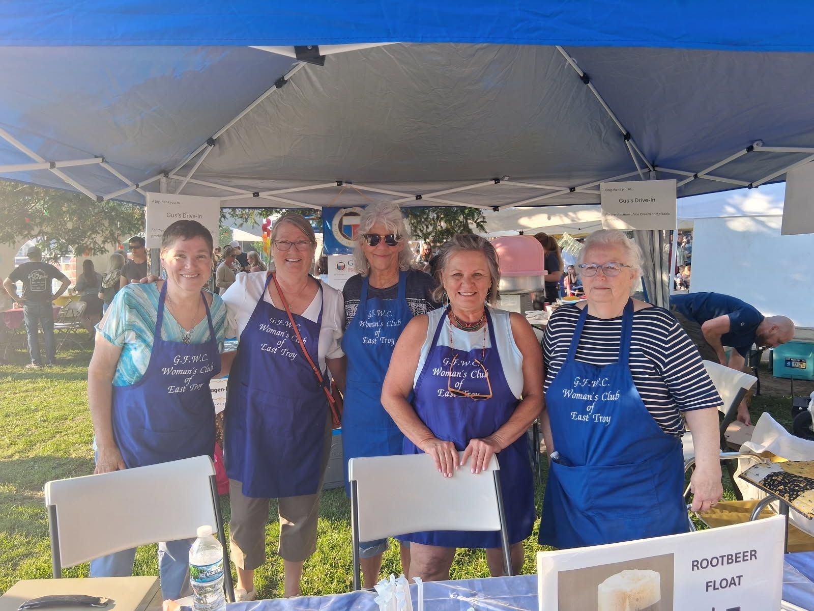 GFWC Woman's Club of East Troy logo